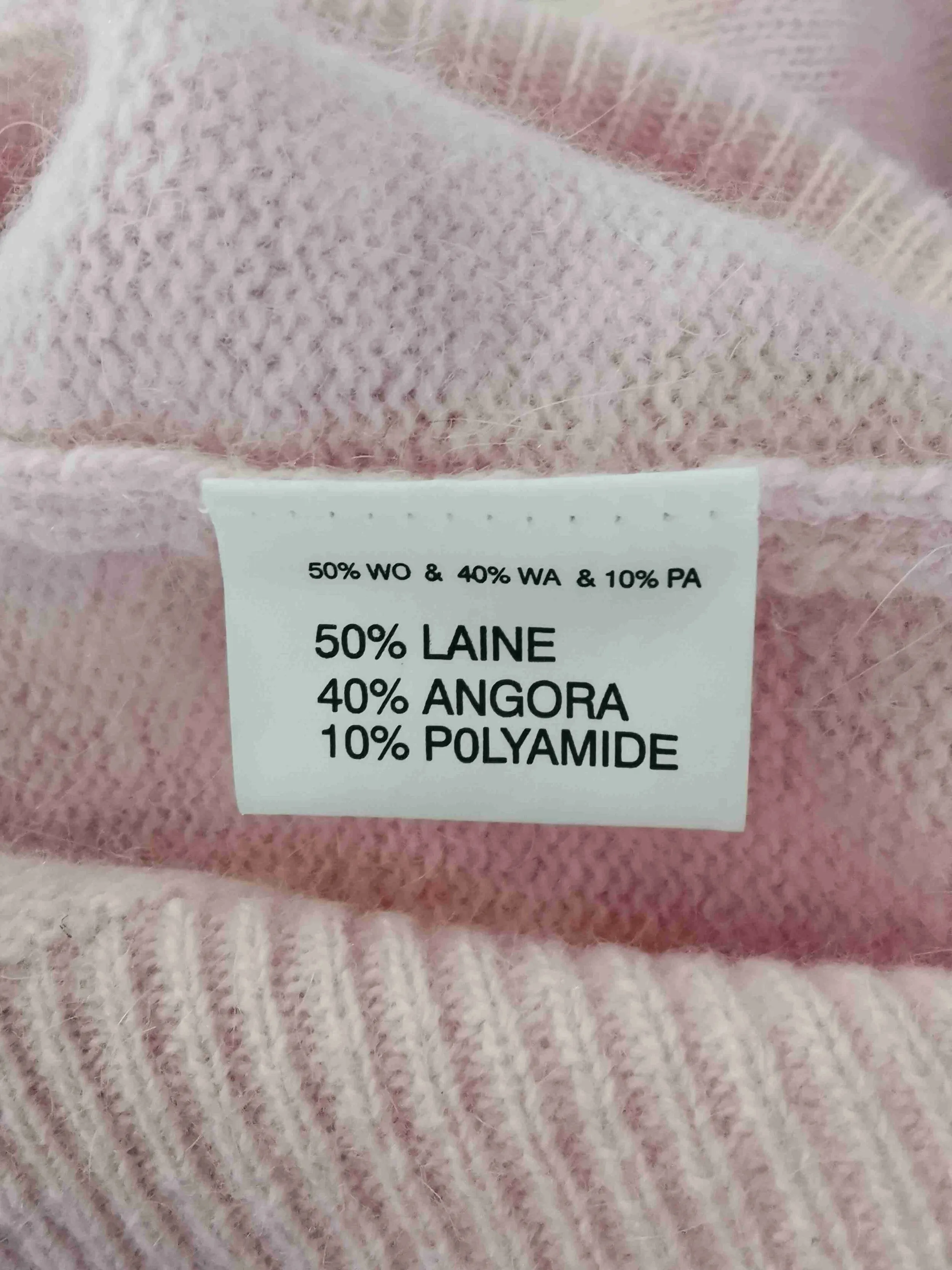 Pull en angora et laine